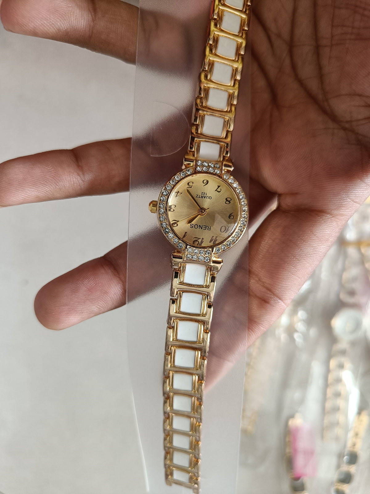 Anti tarnish Golden watch